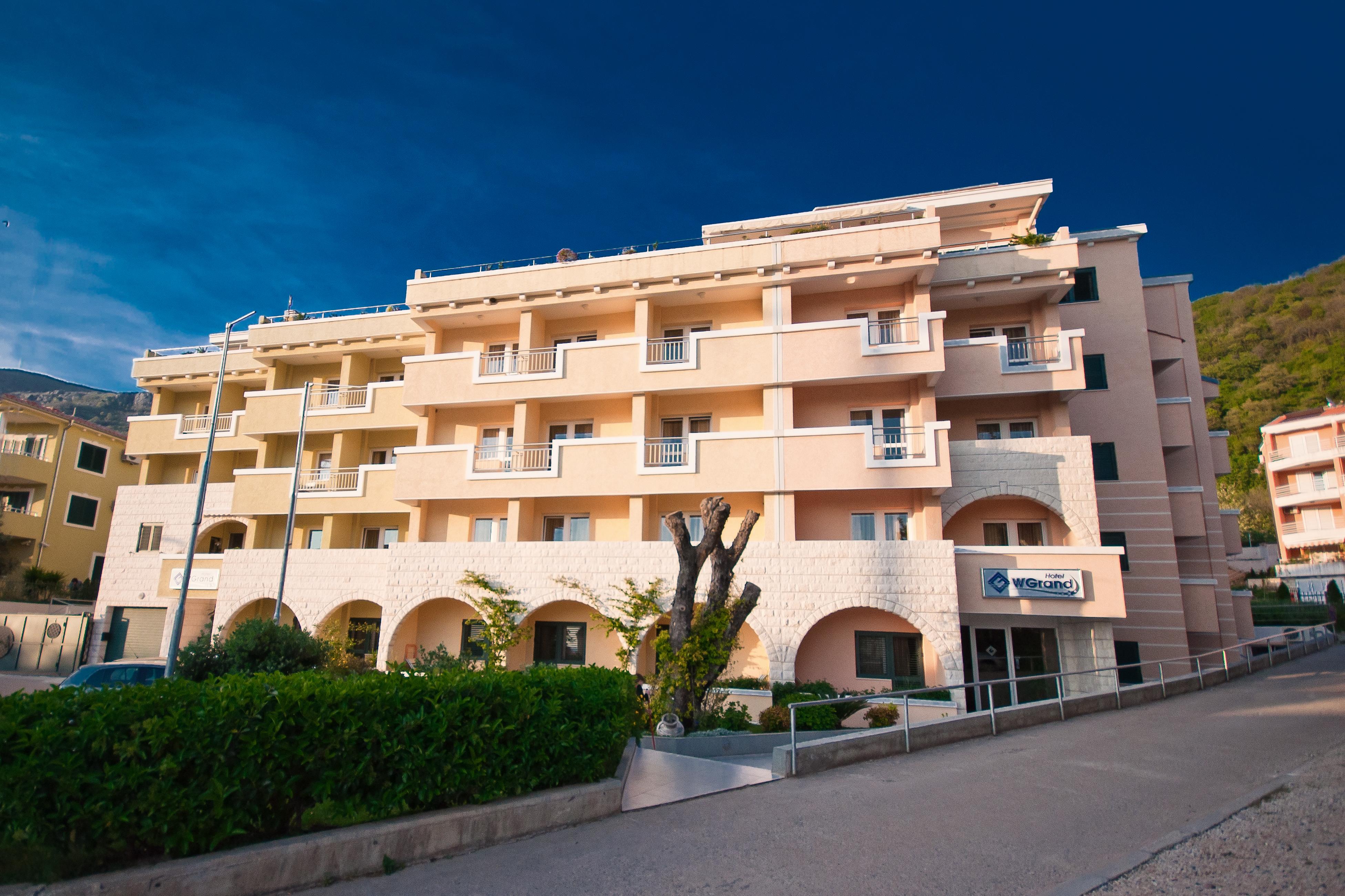 Hotel Wgrand Petrovac Exterior photo